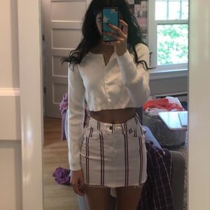 White denim skirt